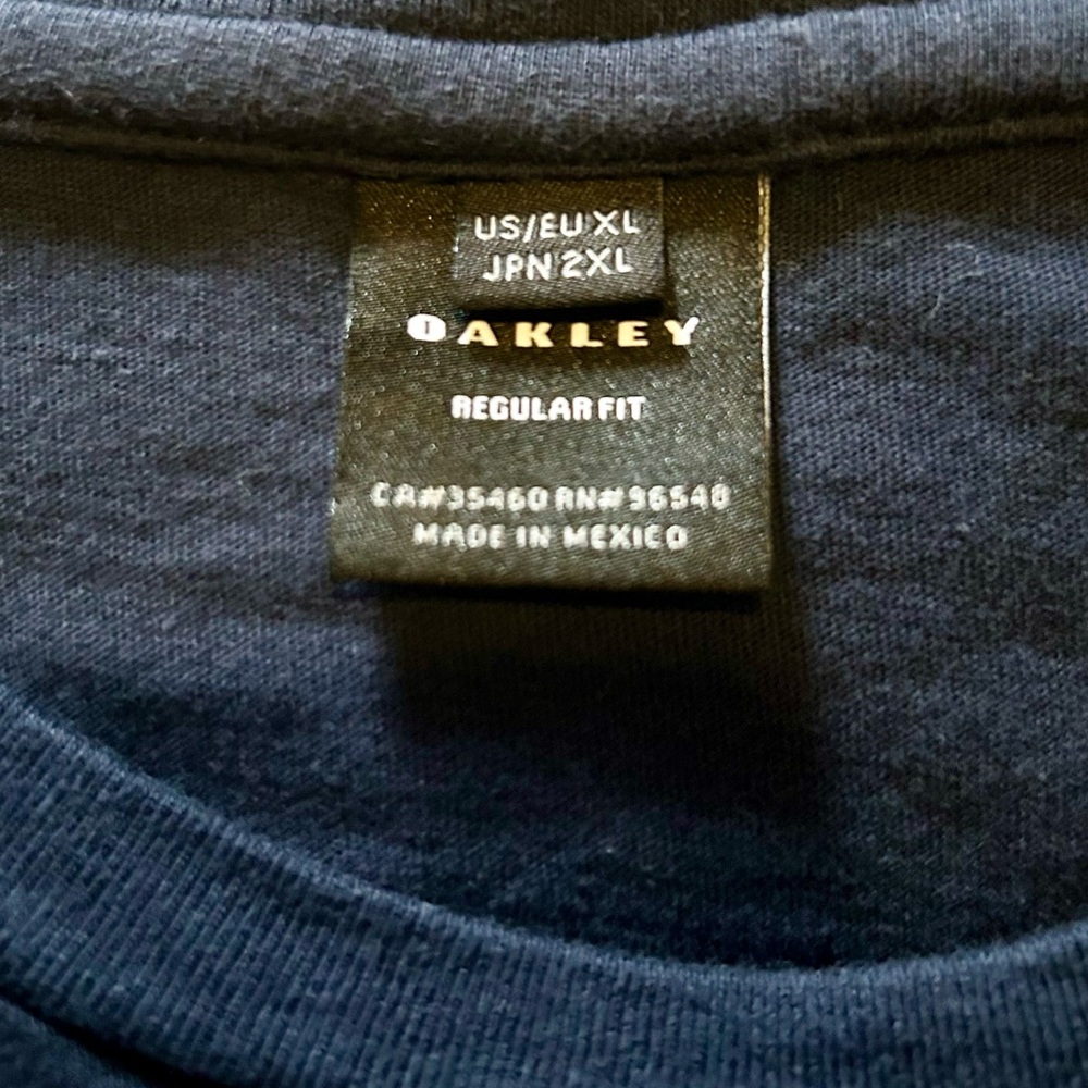 Oakley Men's Black Tee with Blue and Red Design - Picture 3 of 3